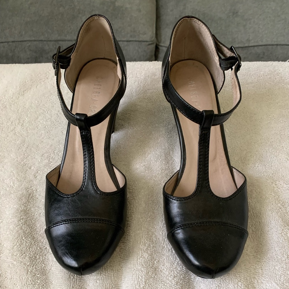 Chelsea crew Marlo t-strap